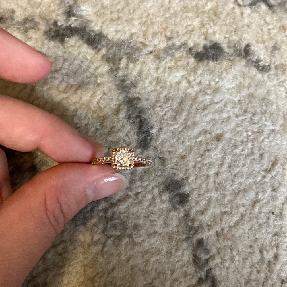 Pandora ring